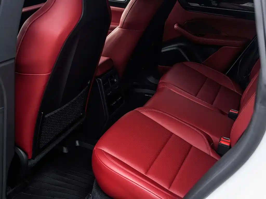 Porsche Macan EV — миниатюра 6