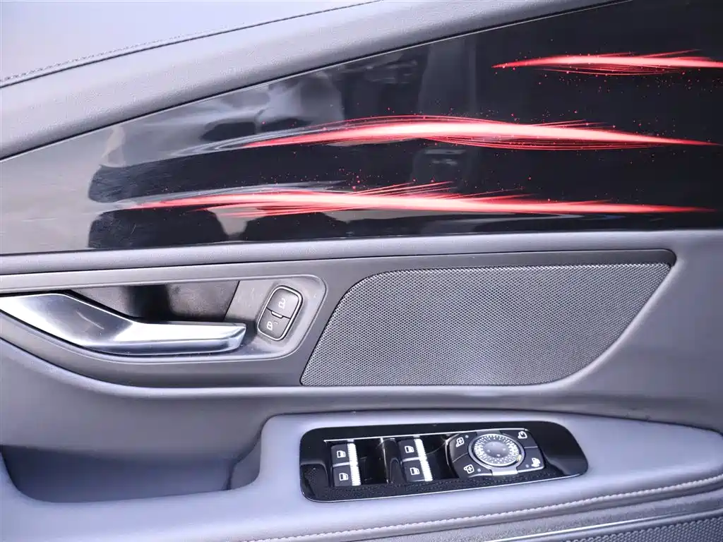 Lincoln Nautilus 2.0T 4WD Atlantis Prestige Edition, фото 17