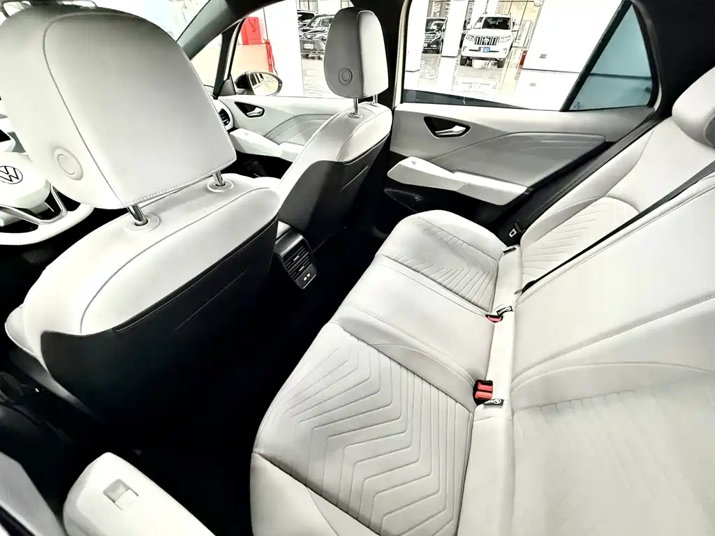 Volkswagen ID.3 — миниатюра 9