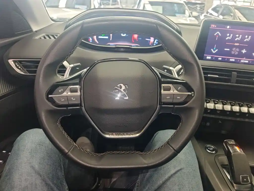 Peugeot 5008 — миниатюра 7