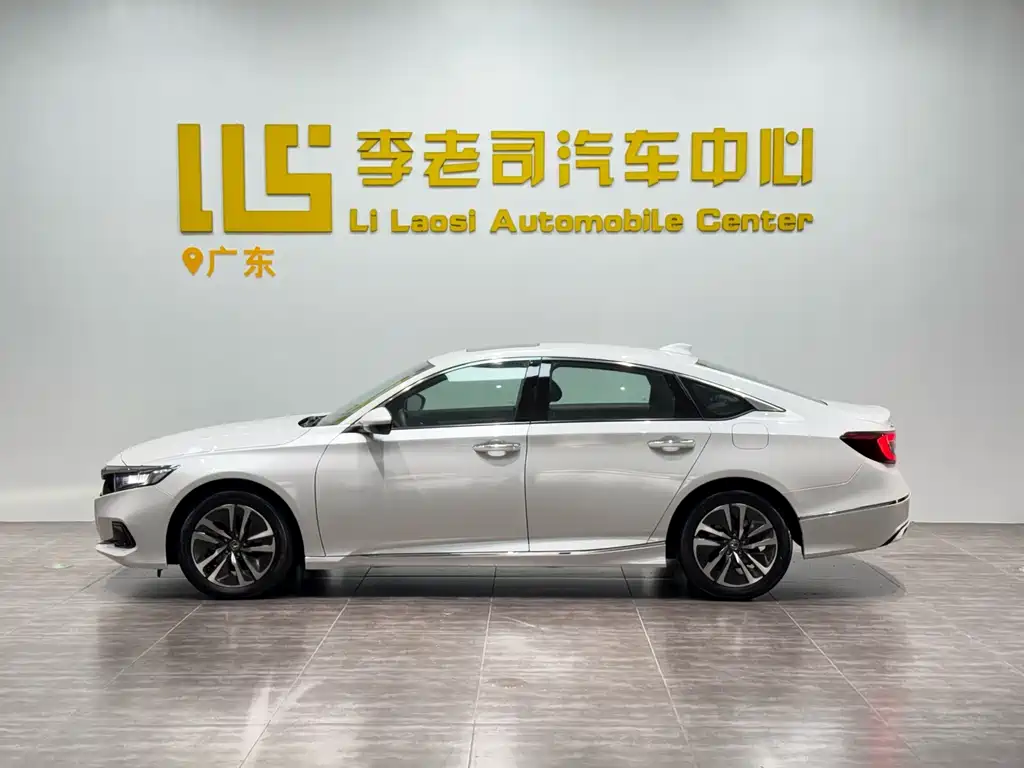 Honda Accord — миниатюра 5