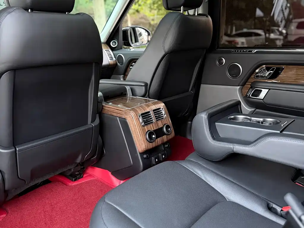 Land Rover Range Rover — миниатюра 11