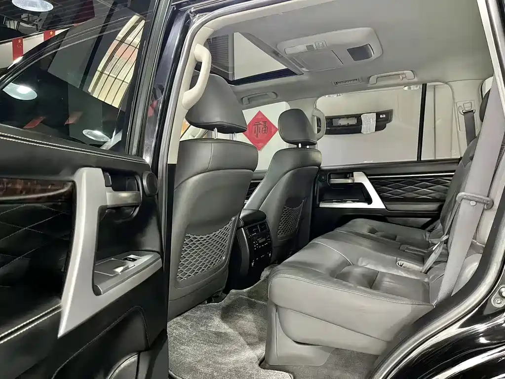 Toyota Land Cruiser 2009 5.7L
