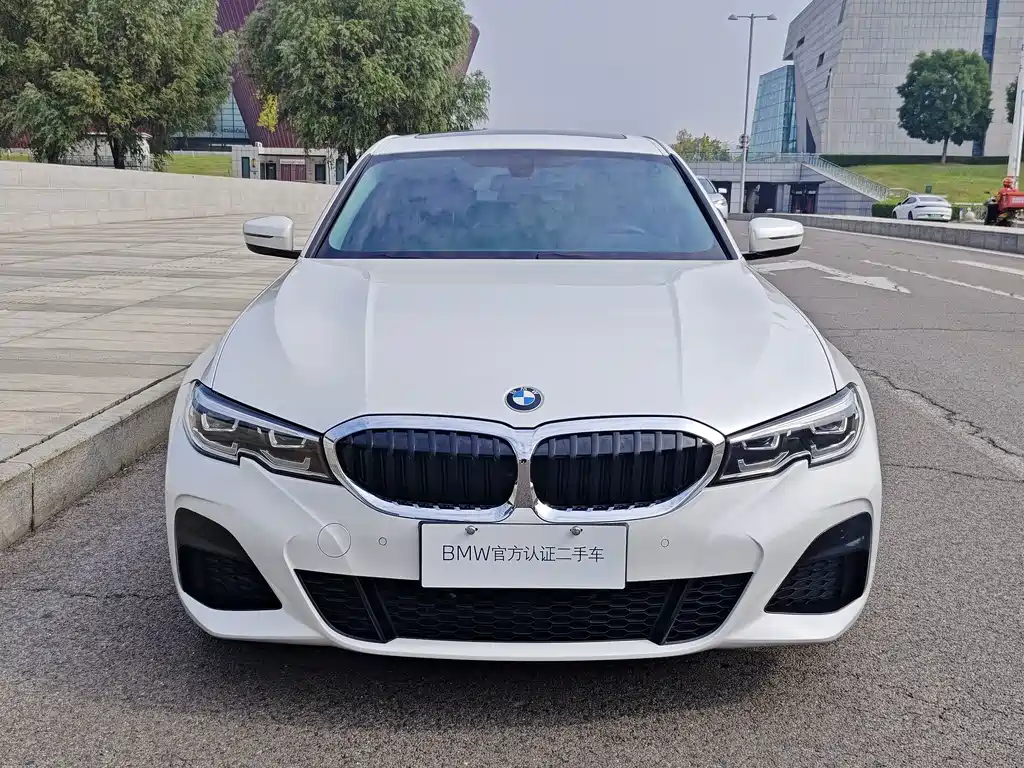 BMW 3 Series — миниатюра 2