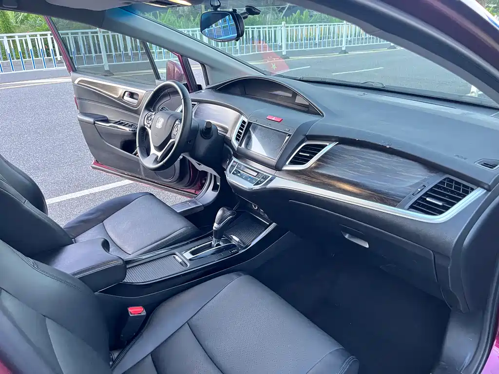 Honda Jade — фотографии объявления, Фото 17