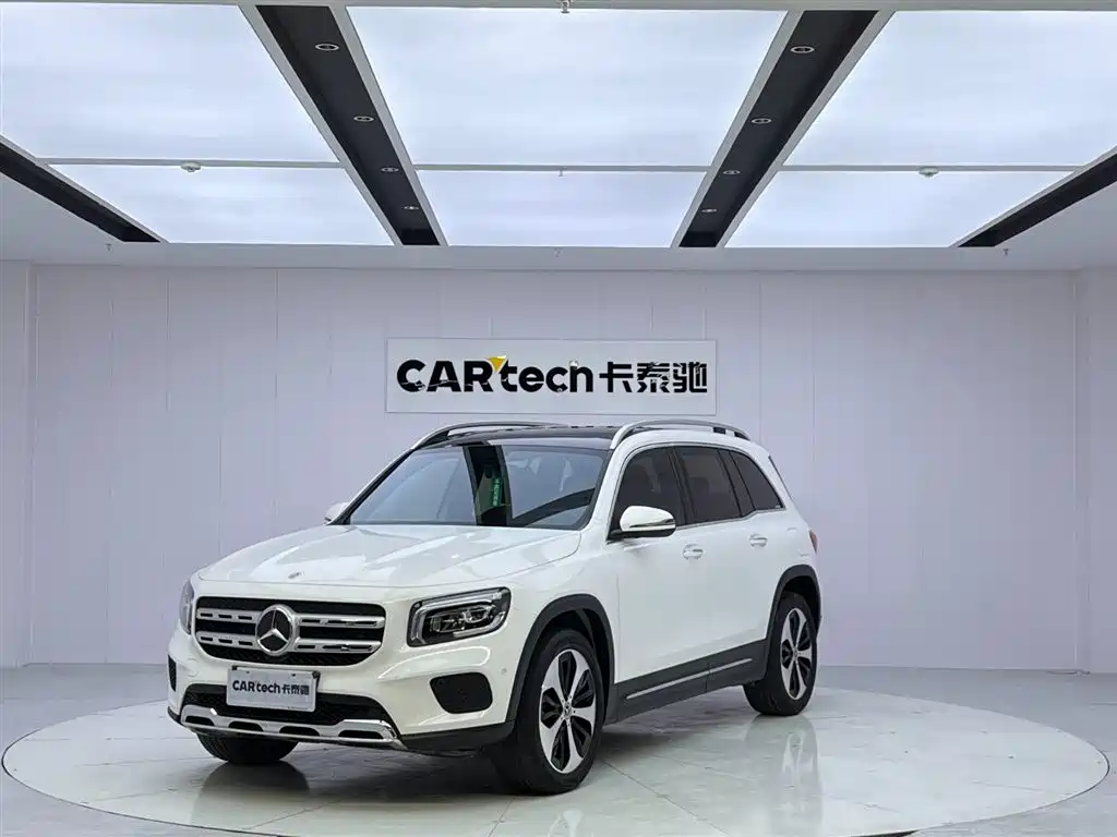 MERCEDES-BENZ GLB