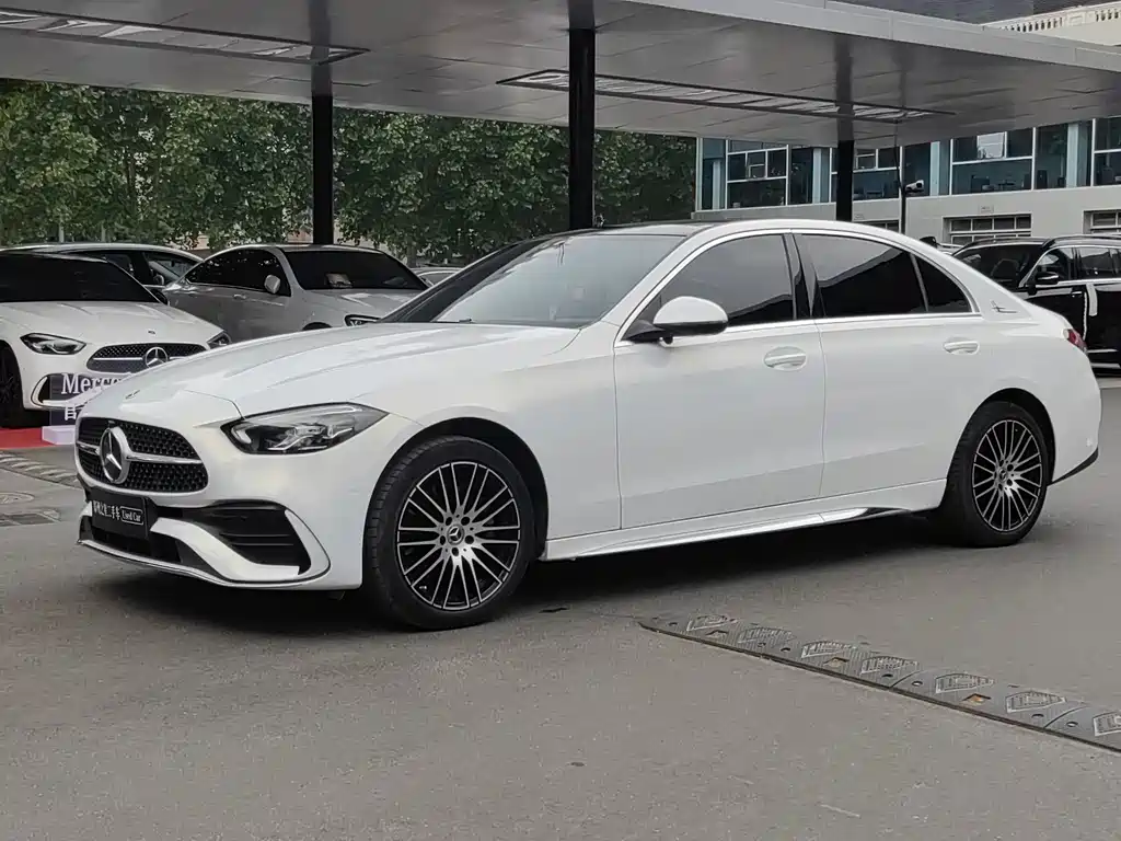 Mercedes-Benz C-Class 2022