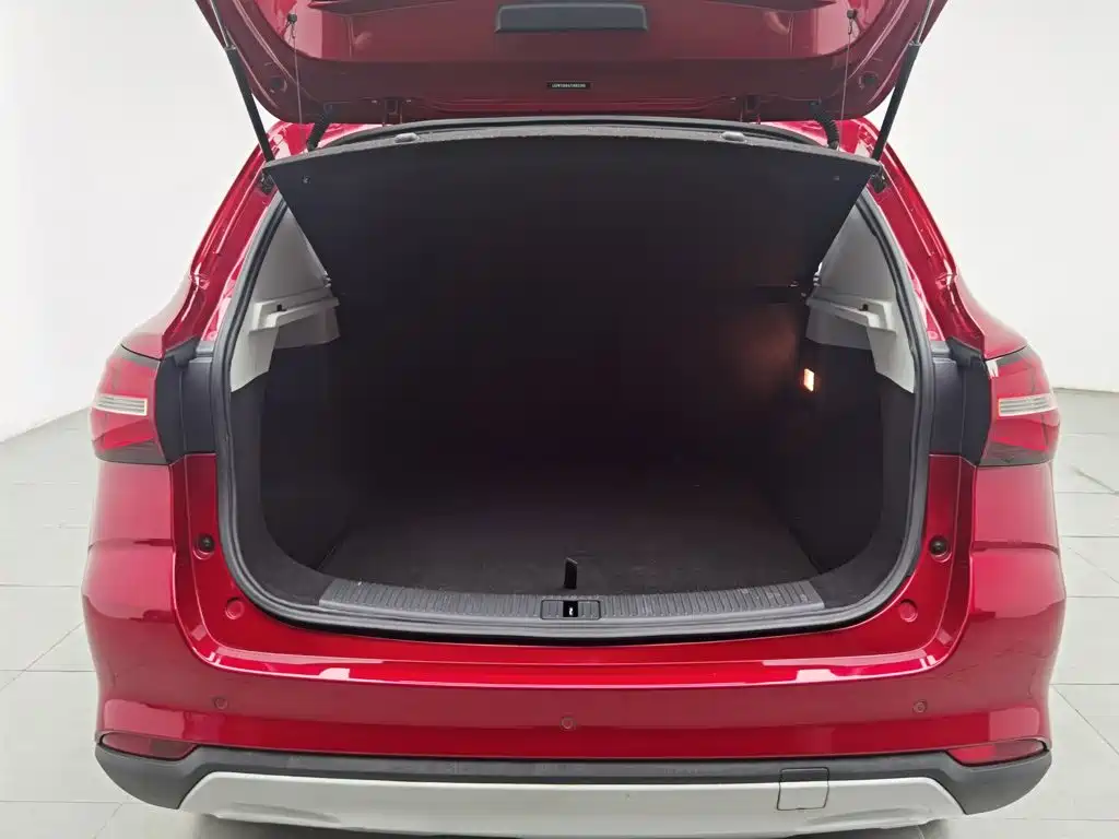Roewe RX3 — миниатюра 16