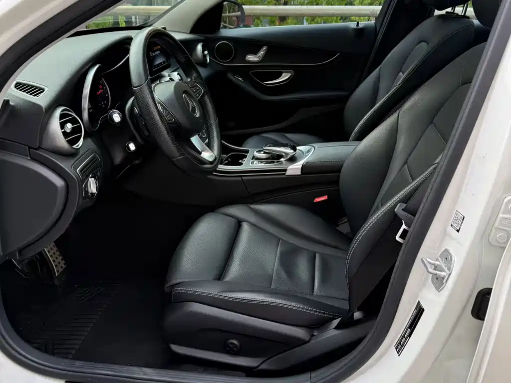 Mercedes-Benz C-Class (Import) — миниатюра 7