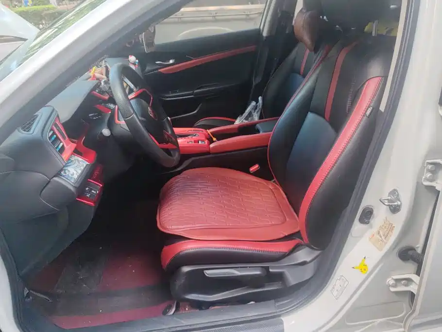 Honda Civic — миниатюра 9