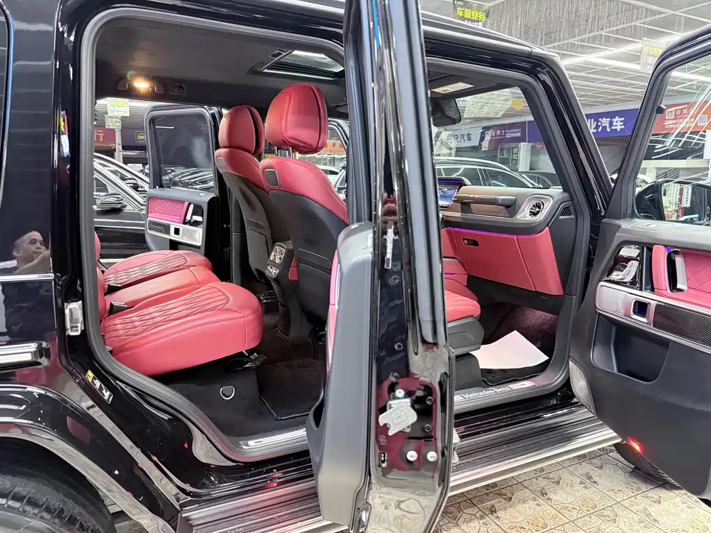 Mercedes-Benz G-Class — миниатюра 16