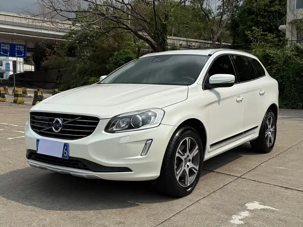 Volvo XC60 (Import) 2014