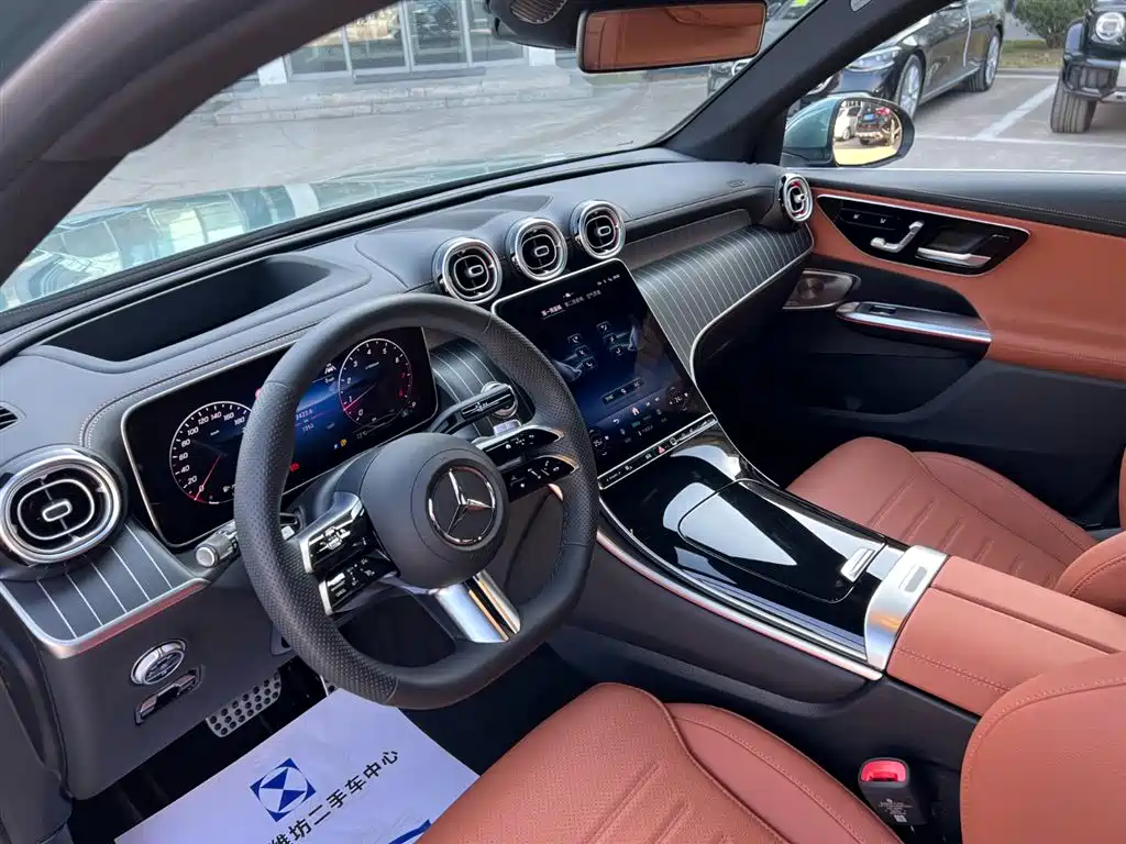 Mercedes-Benz GLC 2025 GLC 300 L 4MATIC Luxury 5 мест
