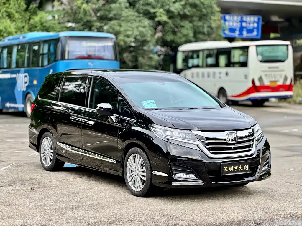 Honda Elysion — миниатюра 3