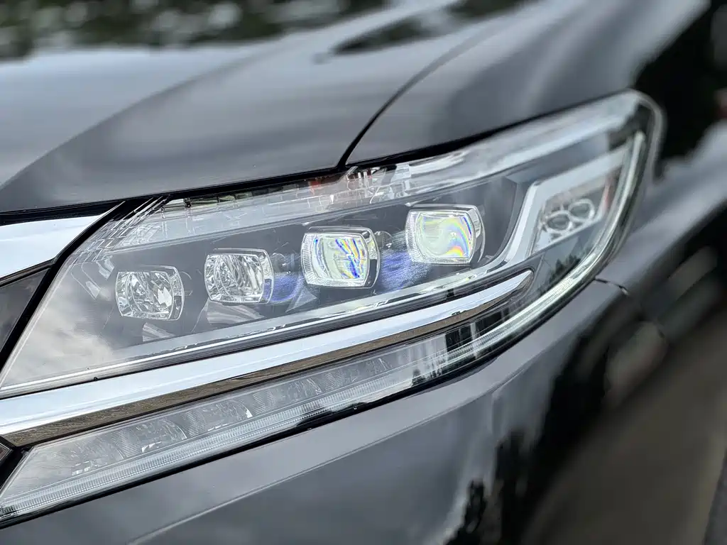 Honda Elysion — миниатюра 10