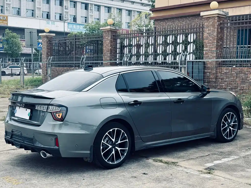 Lynk & Co 03 — миниатюра 2