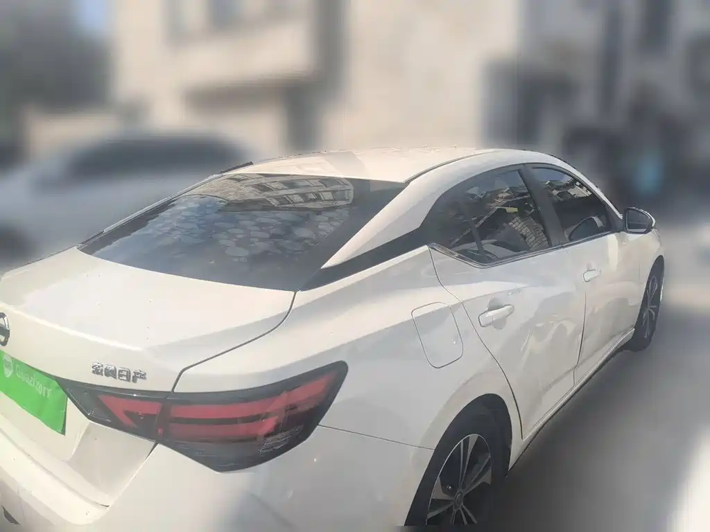 Nissan Sylphy — миниатюра 6