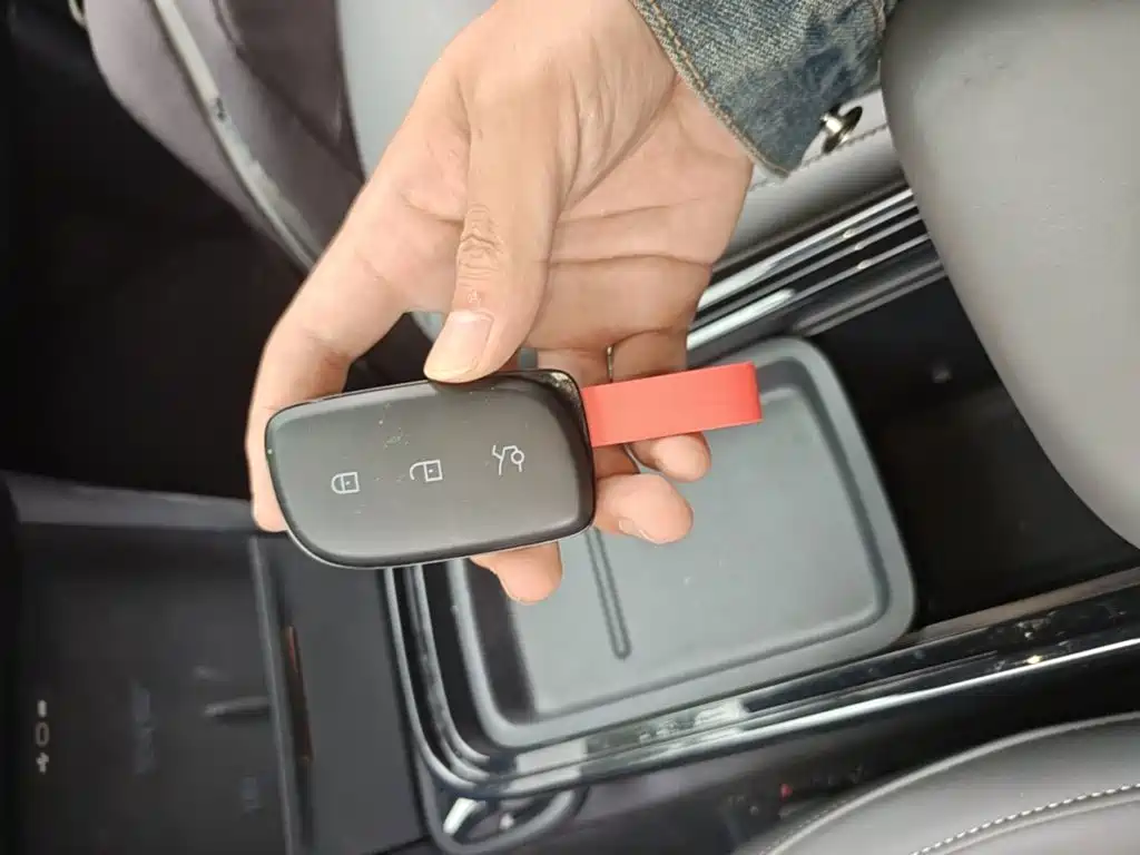 Lynk & Co Z20 — миниатюра 9