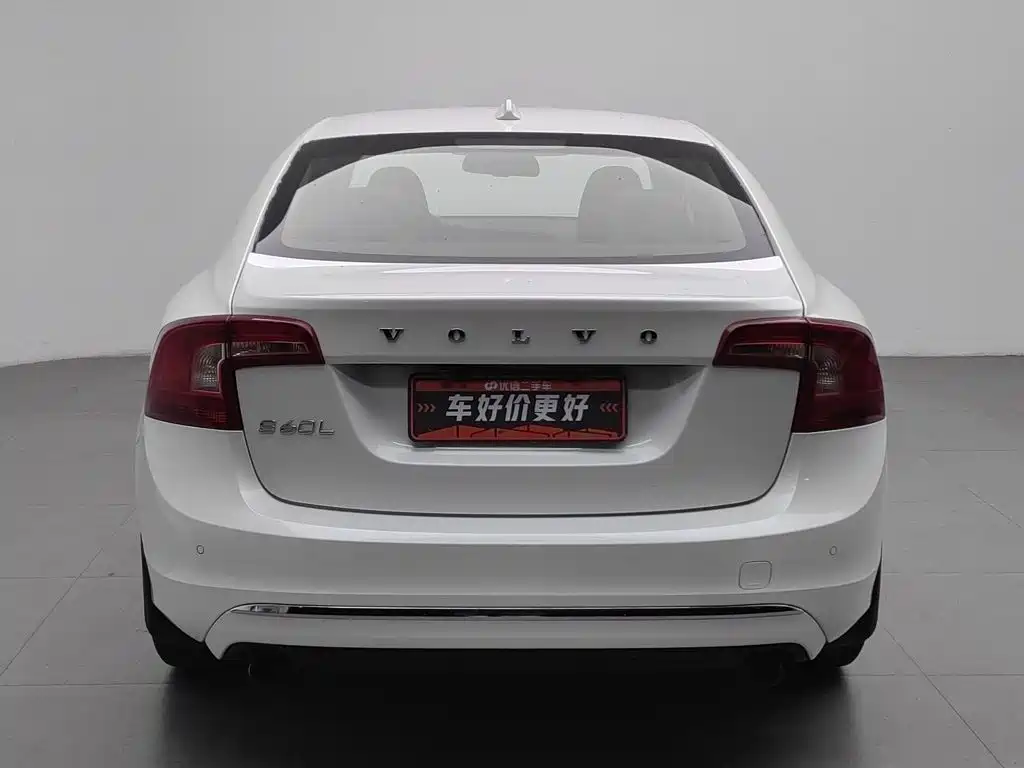 Volvo S60 — миниатюра 4