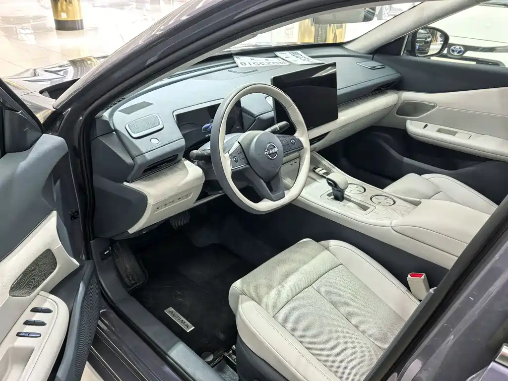 Nissan Altima 2026 2.0T Flagship