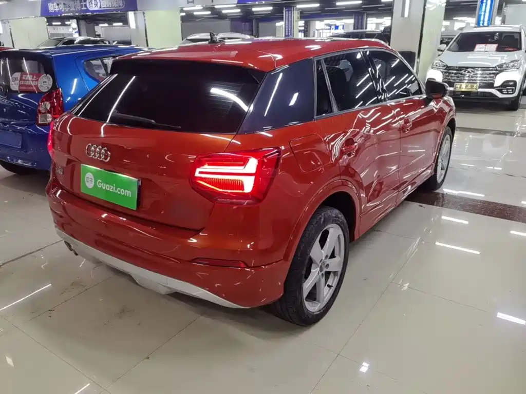 Audi Q2L 2018 35 TFSI Fashion V