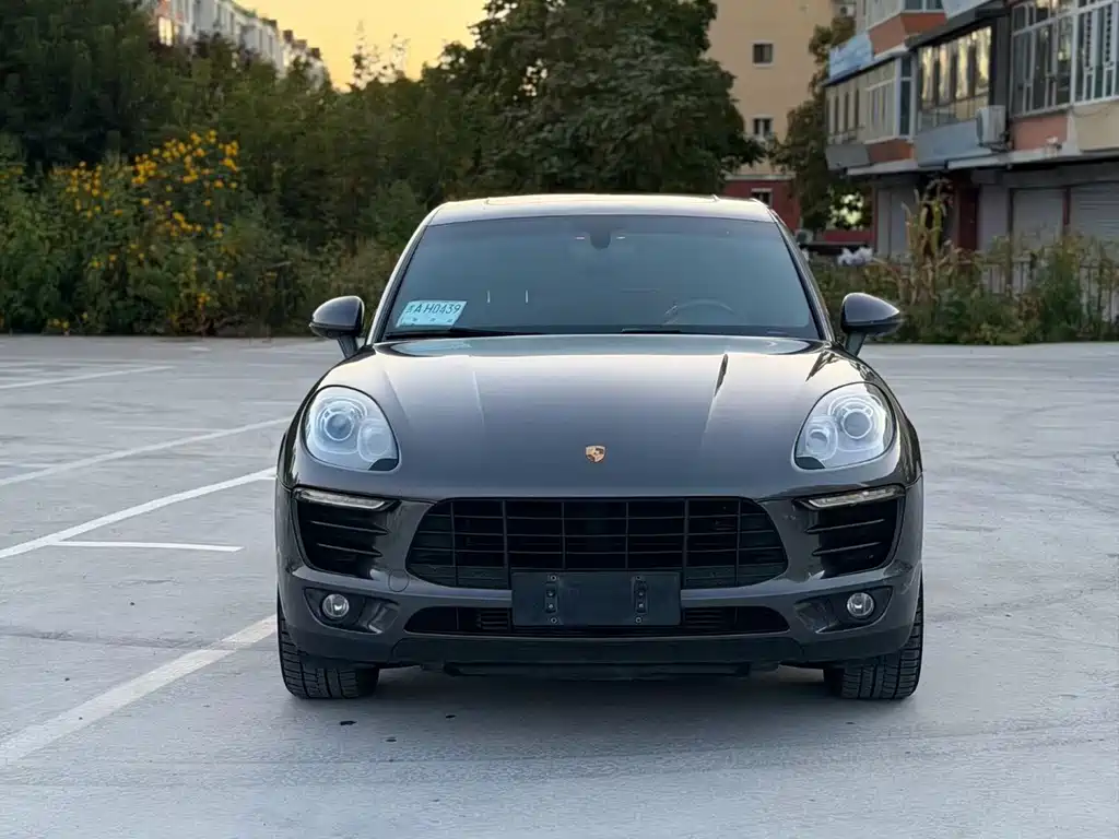 Porsche Macan — миниатюра 2