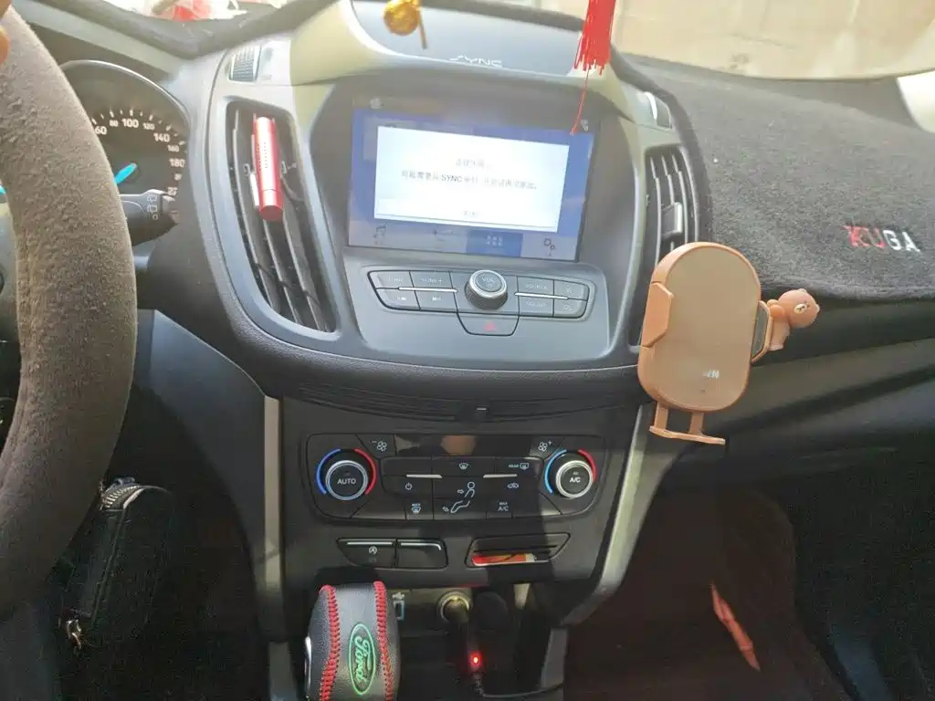Ford Kuga — миниатюра 6