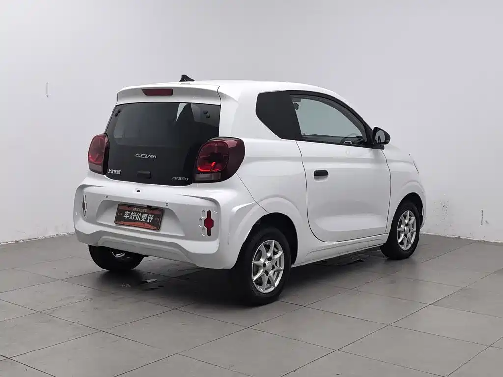 Roewe Clever — миниатюра 2