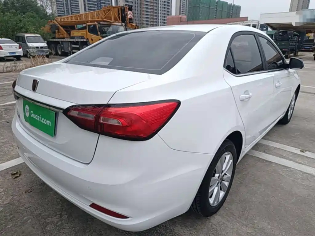 Roewe 360 — миниатюра 7