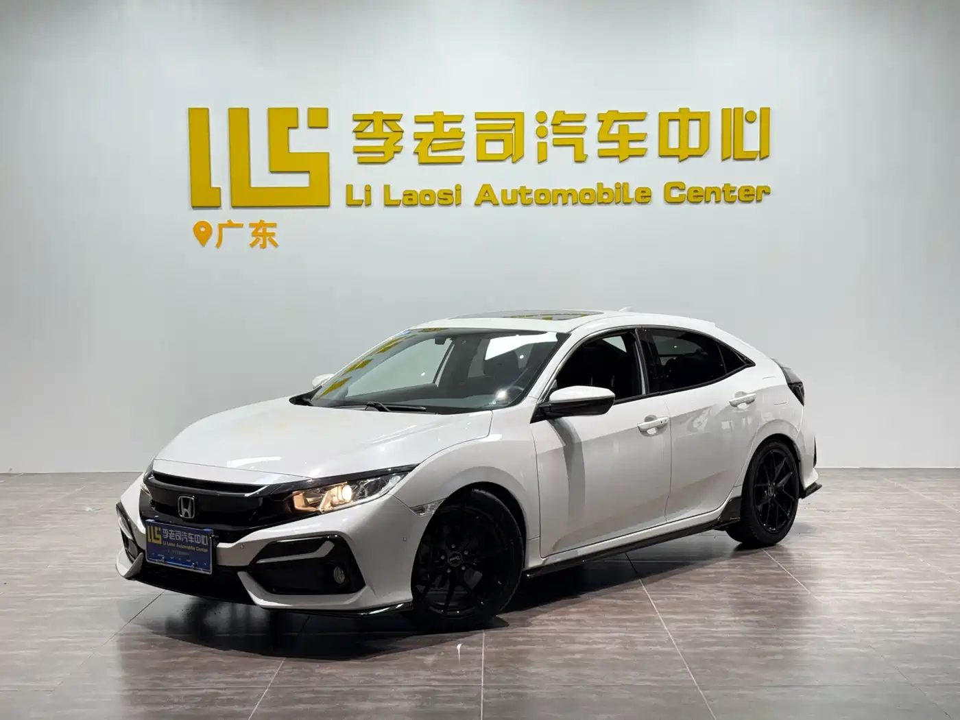 思域 2021款 HATCHBACK 220TURBO CVT新锐控 2021