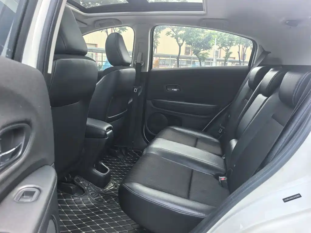 Honda Vezel — миниатюра 6