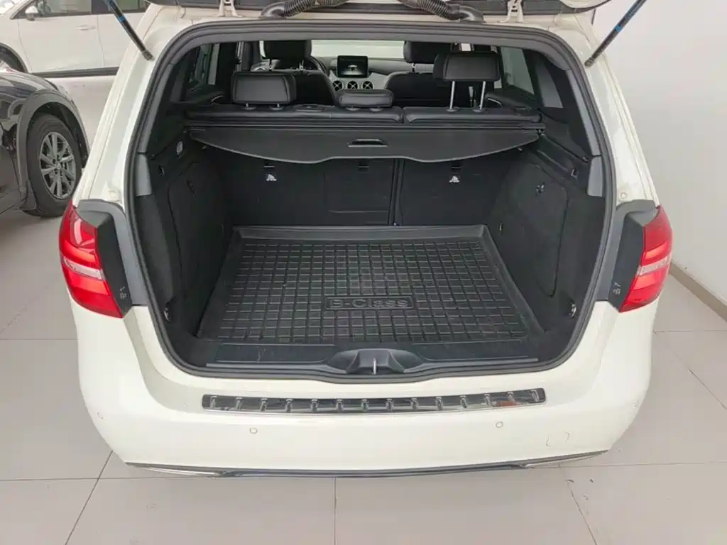 Mercedes-Benz B-Class — миниатюра 19