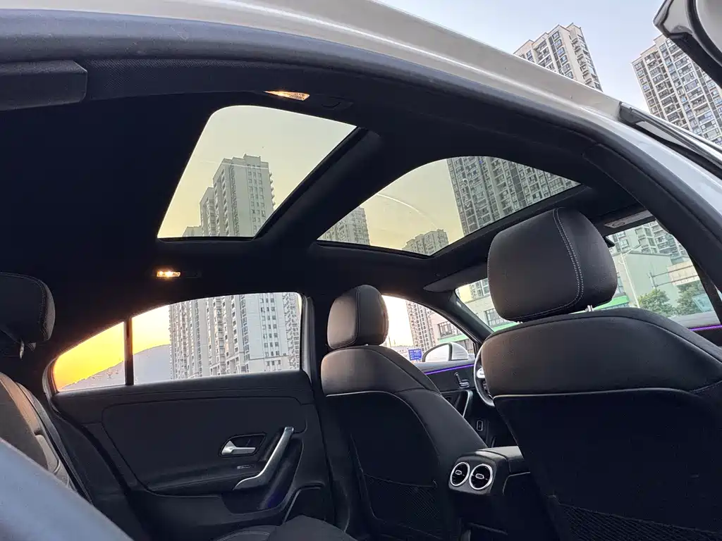 MERCEDES-BENZ A CLASS