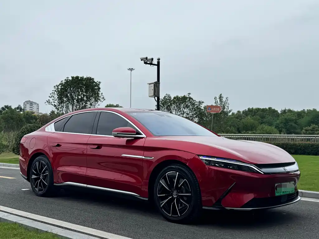 BYD Han — миниатюра 6