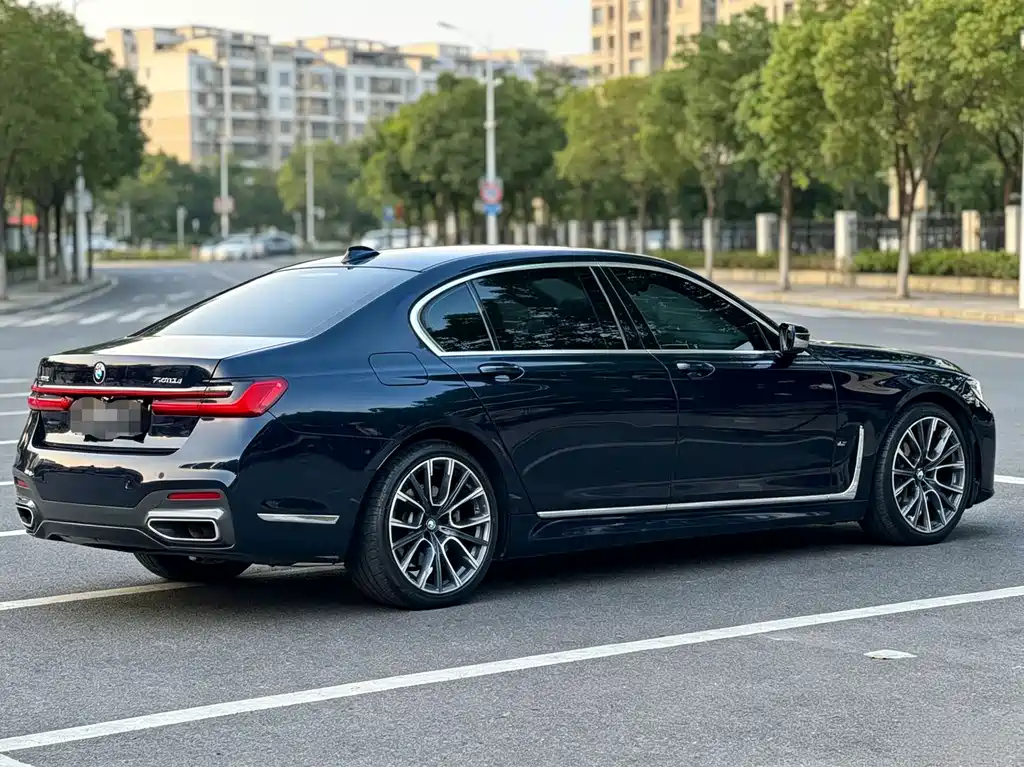 BMW 7 Series 7 2019 740Li Lead M Sport