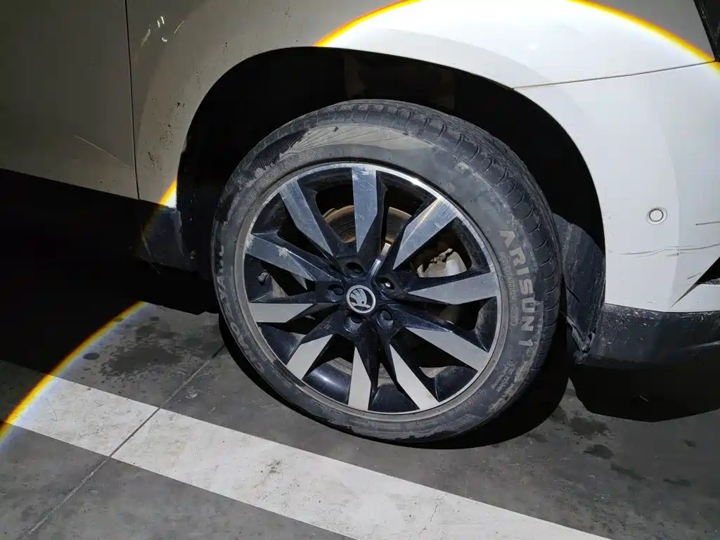 Skoda Karoq — миниатюра 24