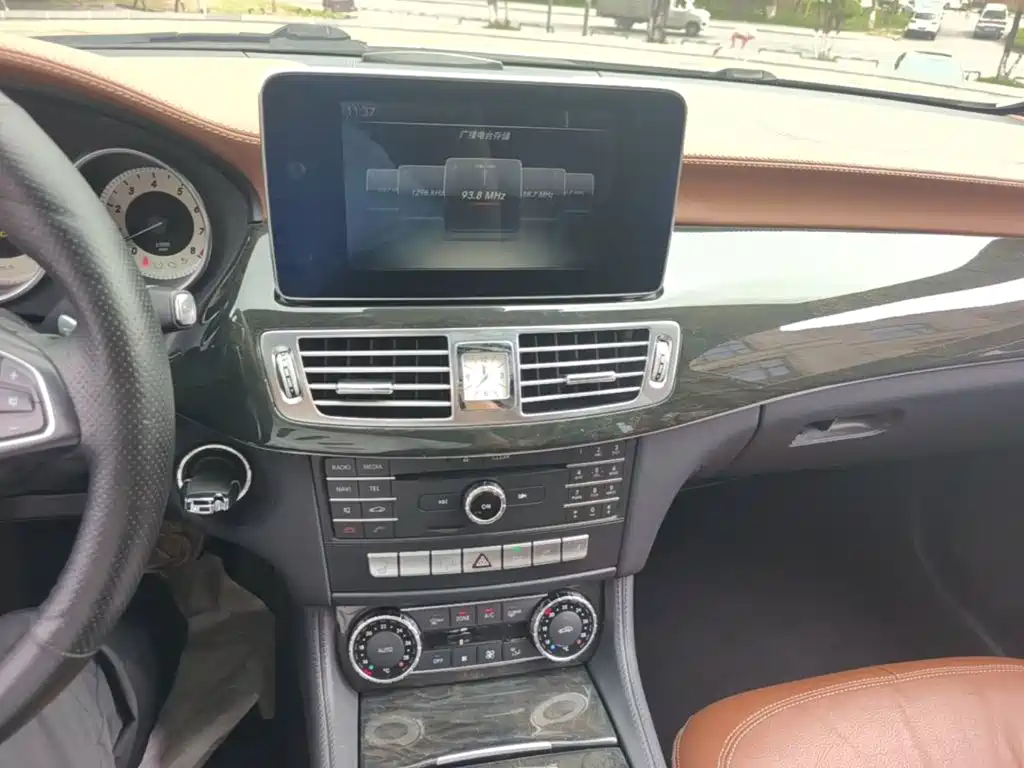 Mercedes-Benz CLS — миниатюра 13