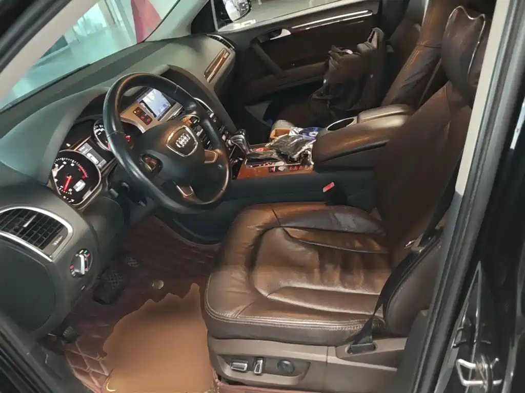 Audi Q7 — миниатюра 15