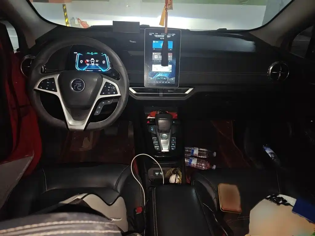 BYD Yuan EV — миниатюра 13