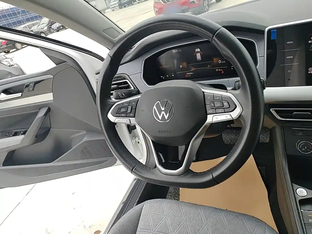 Volkswagen Lavida — миниатюра 11