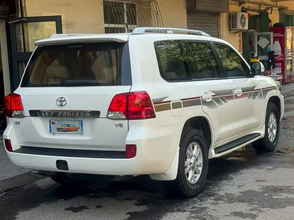 Toyota Land Cruiser 2013 4.0L AT