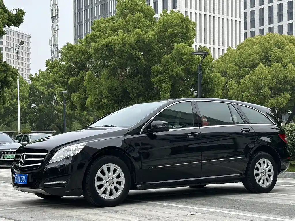 Mercedes-Benz R-Class 2016