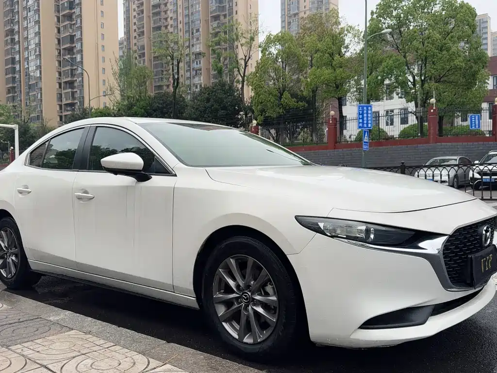 Mazda 3 Axela 2020