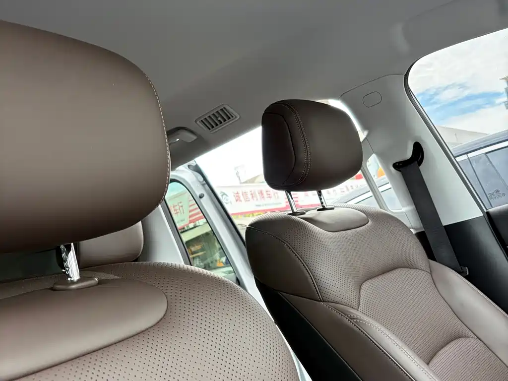 Wuling Xingguang 730 New Energy — миниатюра 28