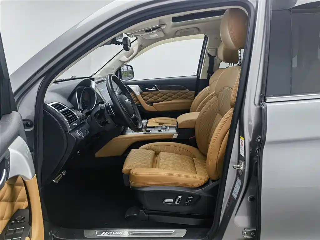 Haval H9 2022 2.0T Premium 5 мест