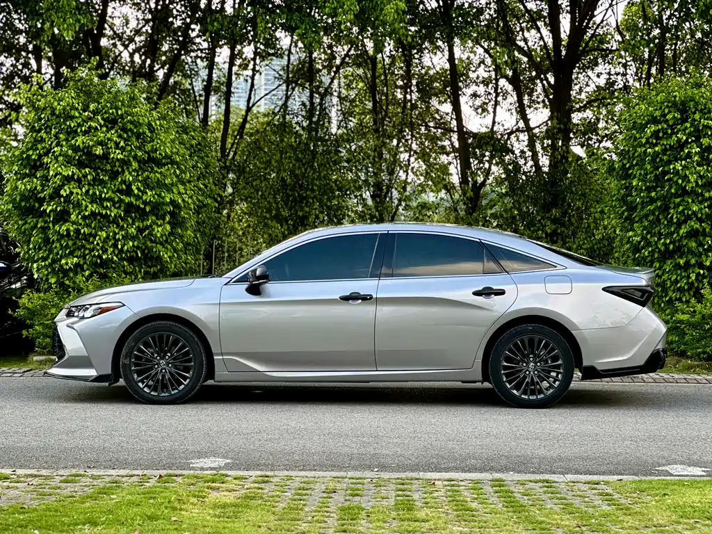 Toyota Avalon 2021 2.5L Touring Luxury SPORT
