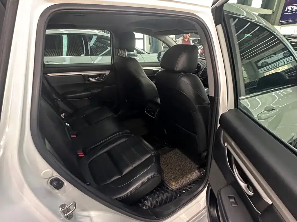 Honda CR-V - фото 11
