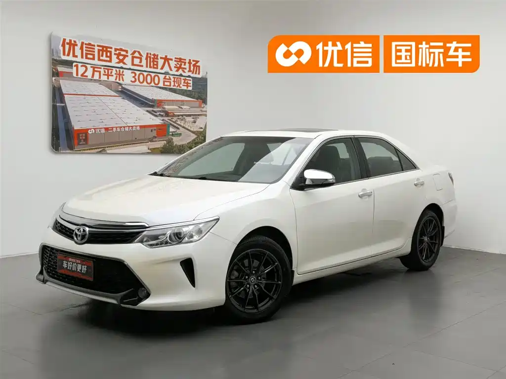 Toyota Camry 2015