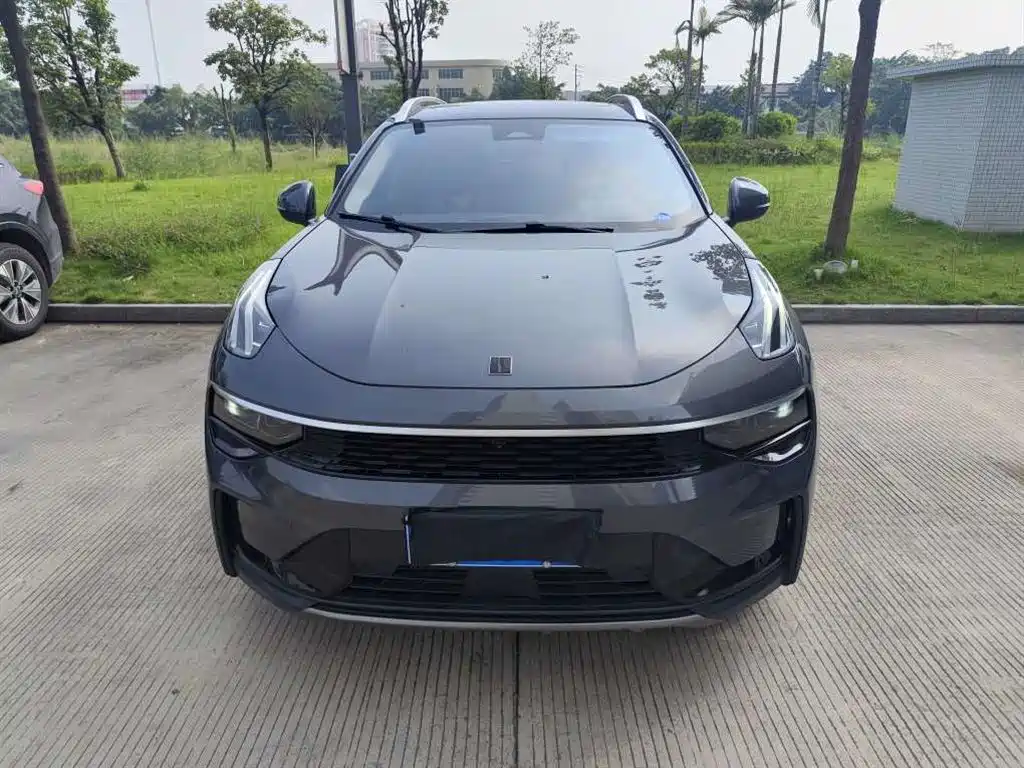Lynk & Co 01 — миниатюра 3