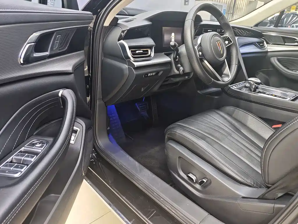 Hongqi Hongqi H5 — миниатюра 5